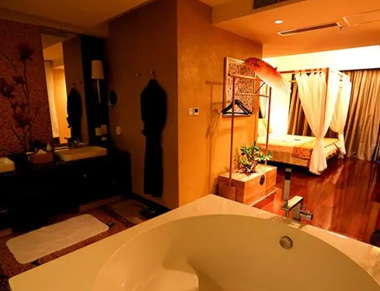 武汉汉南区养生会所的黄昏恋：当爱情遇上八十岁